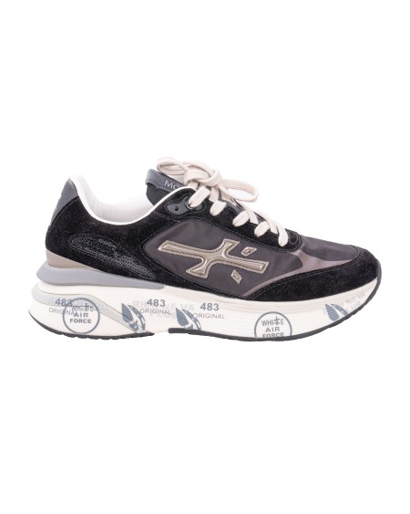 Shop PREMIATA  Scarpa: Premiata Sneakers "Moerund 6443".
Nuova silhouette ricca di dettagli: logo sul laterale esterno, scritta PREMIATA sul laterale interno e nome del modello sull'etichetta.
Altezza suola 4,5 cm.
Composizione: Suola: 70% pebax 20% gomma 10% TPU
Tomaia: 45% PA 10% PET 10% PL 5% EA 5% PU 25% pelle di vitello
Fodera: 100% pelle di capra.
Made in Italy.. MOERUND 6443-N